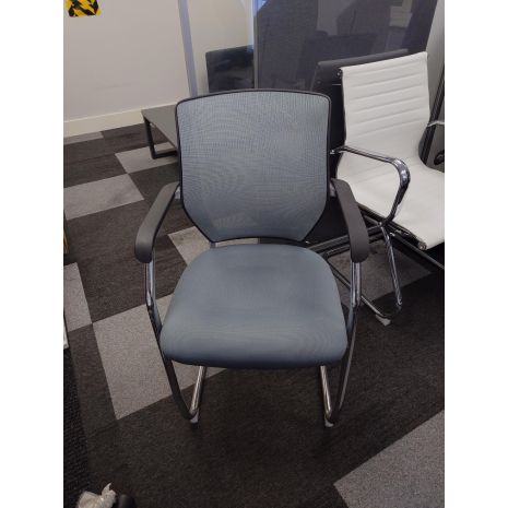 Clearance Grey Medium Back Mesh Cantilever Chair with Chrome Frame